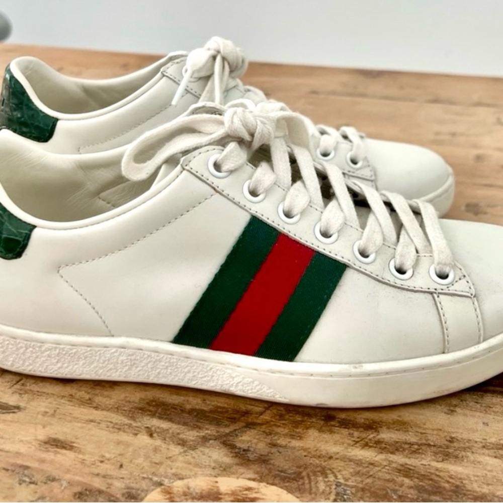 Gucci Ace Women’s White Sneakers with Green crocodile design